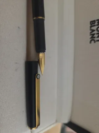 Pluma Mont Blanc Negra y Dorada