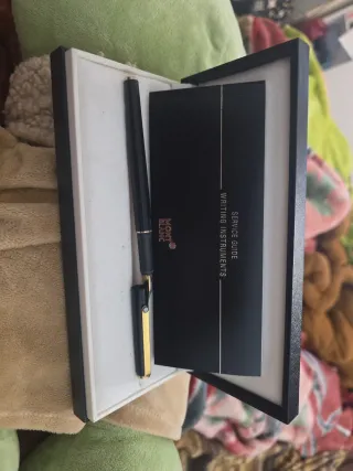 Pluma Mont Blanc Negra y Dorada