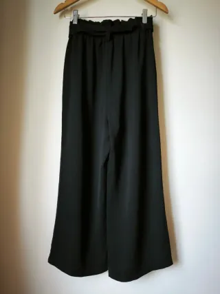 Calças Stradivarius pretas tamanho XS