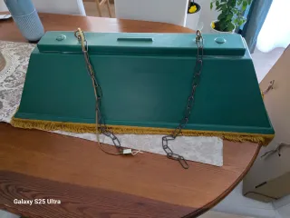 Lampada da biliardo verde con catene