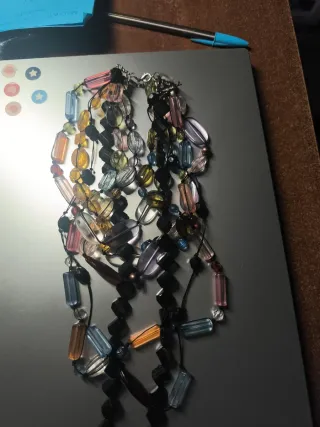 Colgante único multicolor