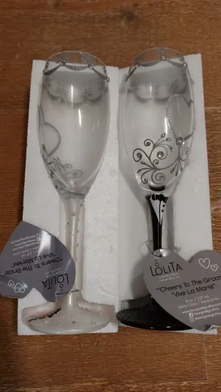 Calici Lolita Cheers to the Bride and Groom