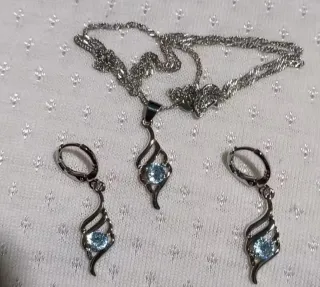 Collar y pendientes plata con circonita