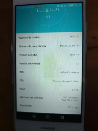 Móvil Huawei Blanco y Dorado