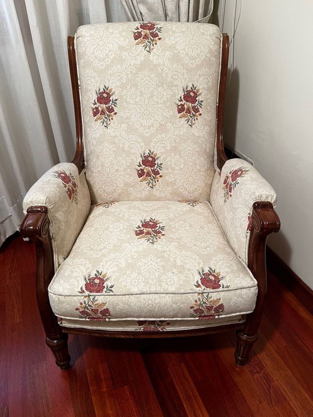 Butaca Clásica Tela y Madera