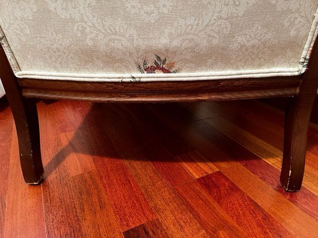 Butaca Clásica Tela y Madera