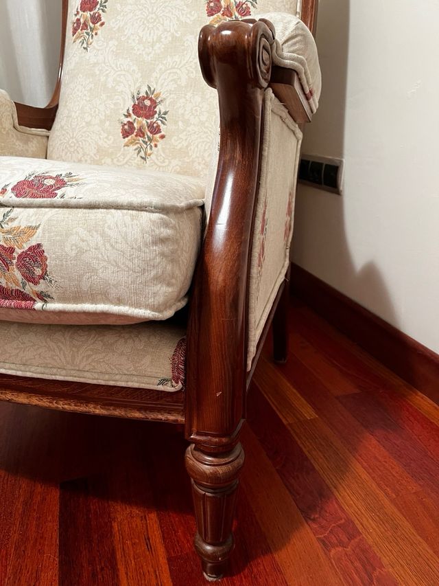 Butaca Clásica Tela y Madera