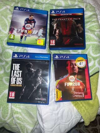 Consola Playstation 4 Negra