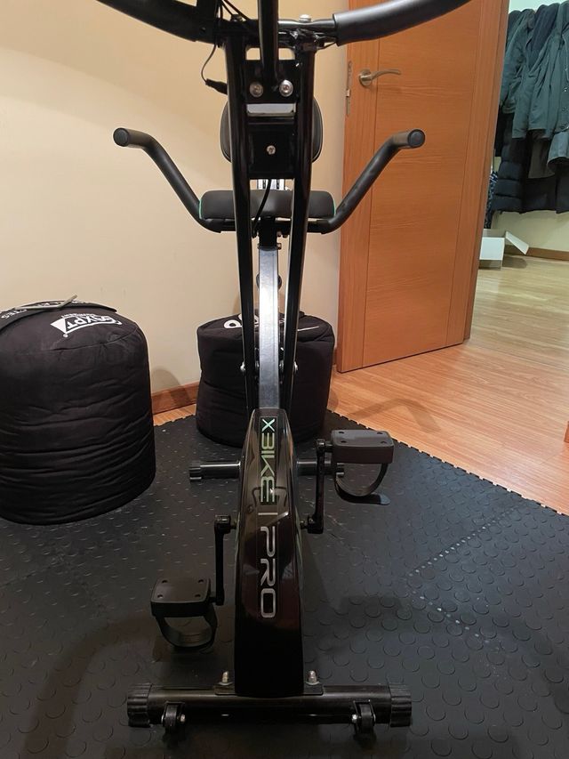 Bici Estática Cecotec Xbike Pro