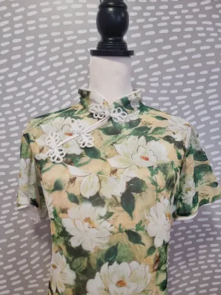 Vestido oriental estampado con Peonias Tul