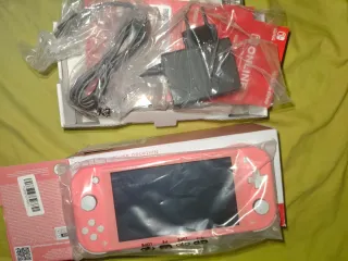 Nintendo Switch Lite Coral