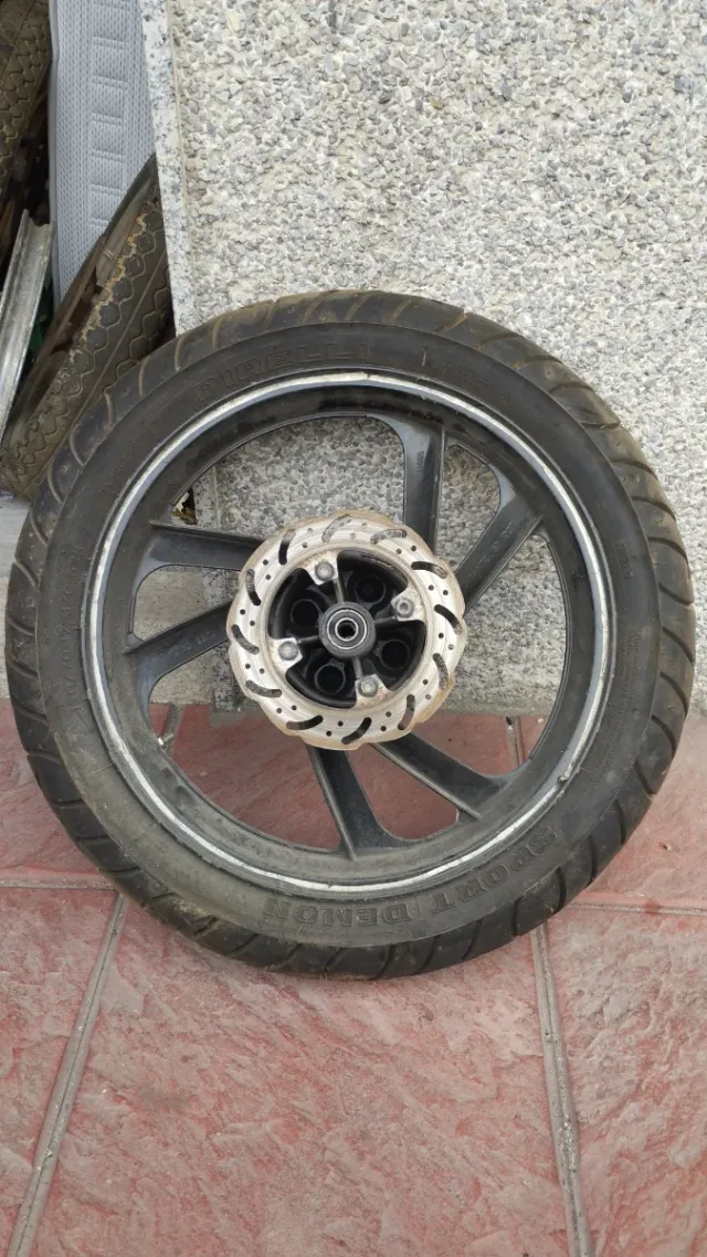 Llanta Trasera Moto Deportiva