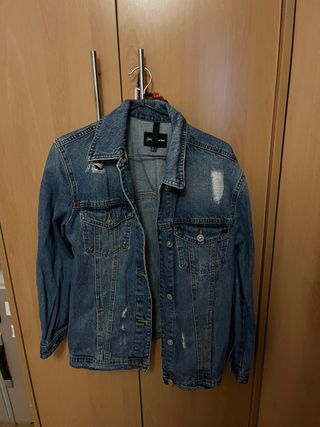 Chaqueta vaquera Stradivarius Talla M