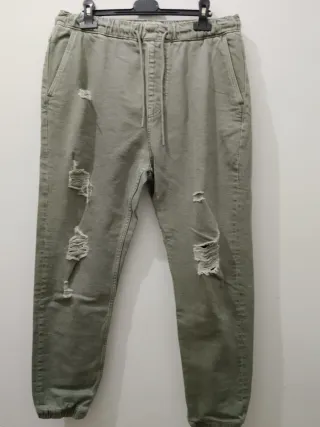 Jeans uomo Pull&Bear strappati verdi