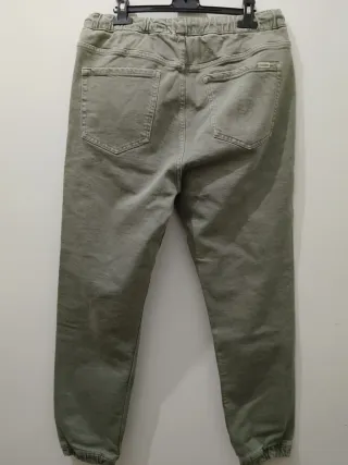 Jeans uomo Pull&Bear strappati verdi