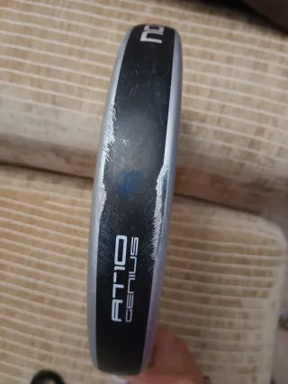 Pala Nox AT10 Genius 18K Agustín Tapia