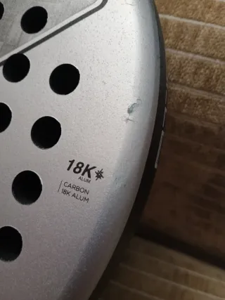 Pala Nox AT10 Genius 18K Agustín Tapia