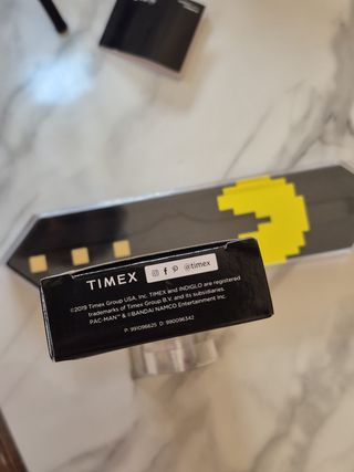 Reloj Timex T80 x Pac-Man Dorado Nuevo