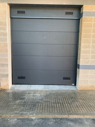 Puerta Seccional