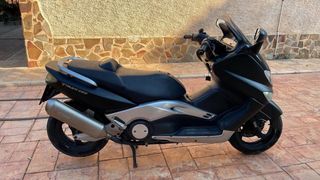 Yamaha T-MAX 500