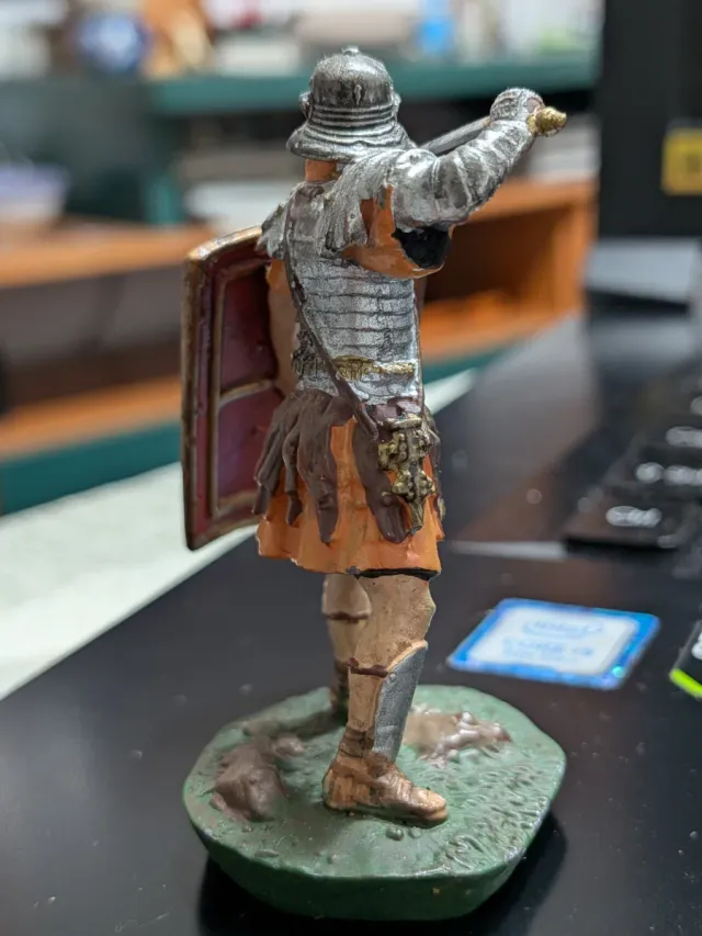 Figura di piombo di un soldato romano