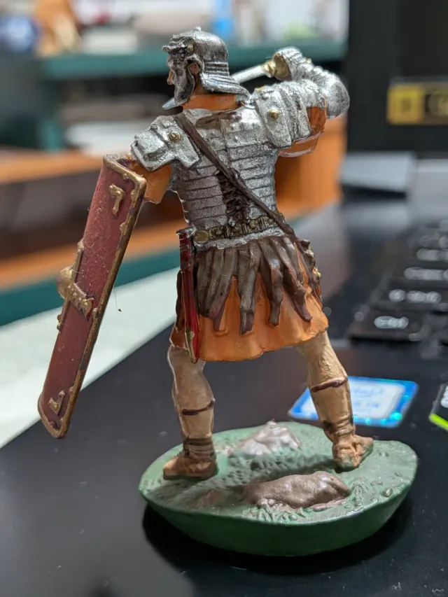 Figura di piombo di un soldato romano