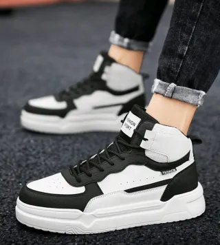 Zapatillas altas blancas y negras