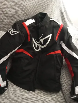 Chaqueta moto niño Berik Talla 10-12