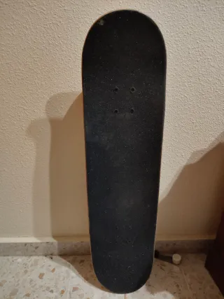 Skate NewOne y Protecciones