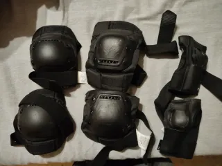 Skate NewOne y Protecciones