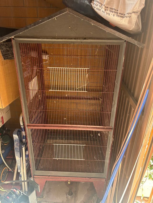 Jaula para pájaros grande