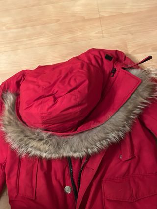 Cazadora Woolrich Roja con Capucha