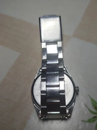 Casio MTP-1302P Acero Inoxidable