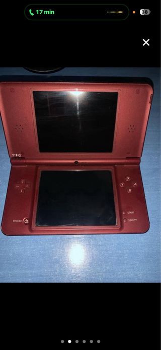 Nintendo DSi XL Roja