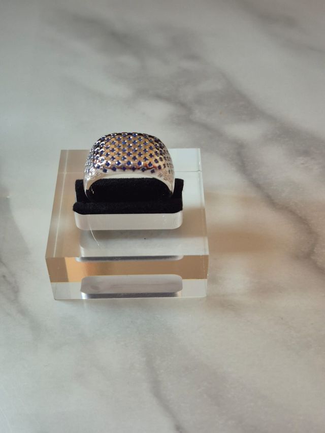 Anello in Argento 925 con Zirconi Blu Zaffiro