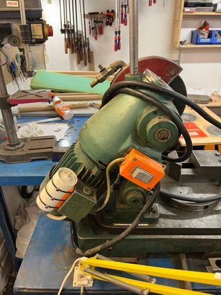 Tronzadora MG B-200 para metal