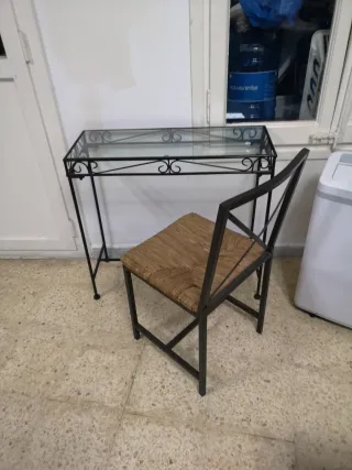 Tavolo e Sedia Ausiliari in Cristallo e Metallo