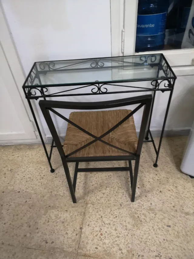 Tavolo e Sedia Ausiliari in Cristallo e Metallo