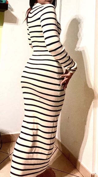 Vestito lungo a righe beige e nere  10€