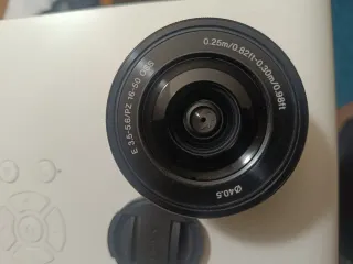 Objetivo Sony E 16-50mm f/3.5-5.6 PZ OSS