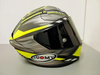 Casco Suomy SR-GP Isla de Man on board