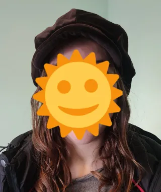 Gorra de terciopelo marrón TM