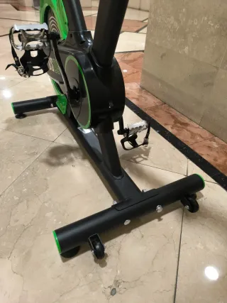 Bicicleta Estática DS06 Verde (usada solo 2 días!)