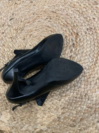 Botines negros tacón