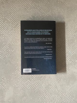 CINCUENTA SOMBRAS DE GREY - colección 2012