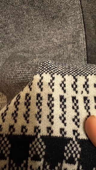 Mantella donna grigio e nero