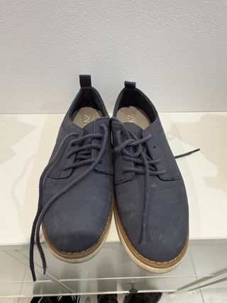 Zapatos Zara niño azul talla 33