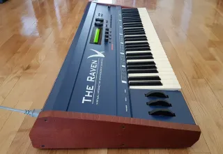 Sintetizador Quasimidi Raven