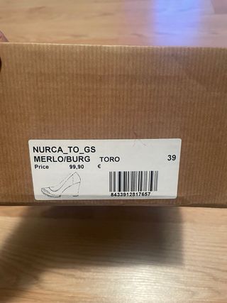 Zapatos de tacón Unisa burdeos