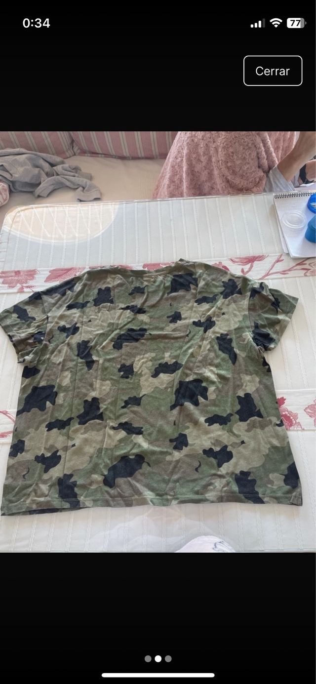 Camiseta militar verde y negra